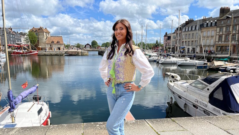La Honfleuraise Emma Parey, candidate à l’élection Miss Normandie 2024…