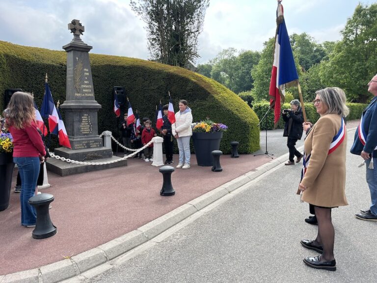 Ablon : Commémoration du 8 mai avec les élèves de l’école primaire