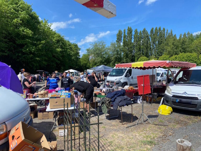 Honfleur : Une foire à tout du C.SH Football bien arrosée