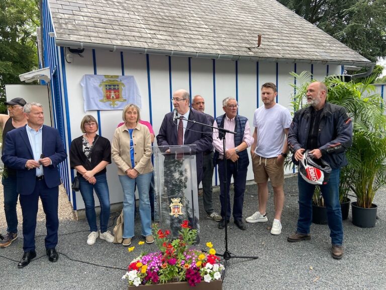 Honfleur : le nouveau club-house « Hervé Boivin » inauguré par le maire