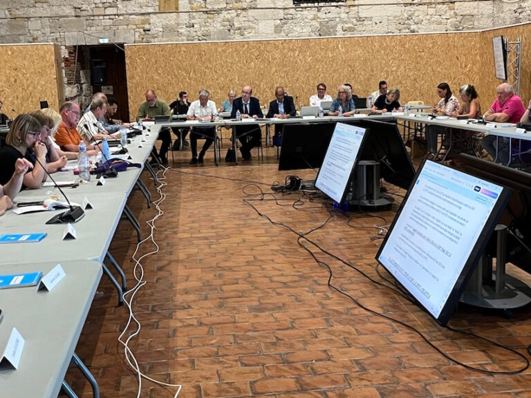 Honfleur : la Chambre Régionale des Comptes cadre la gestion financière de la ville… 