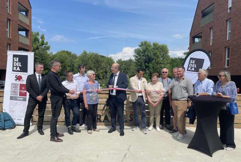 Honfleur : Le maire inaugure des nouveaux logements dans l’éco-quartier Champlain…