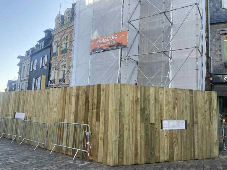 Honfleur : La mise au point de la ville sur les chantiers des immeubles Quai Sainte-Catherine et Place Berthelot