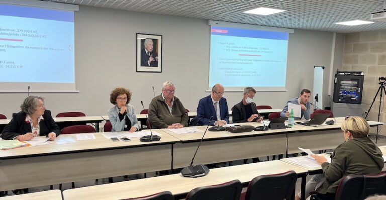 Honfleur : le SIVOM valide la variation de prix pour la construction d’un assainissement collectif sur la commune de Barneville-la-Bertran.