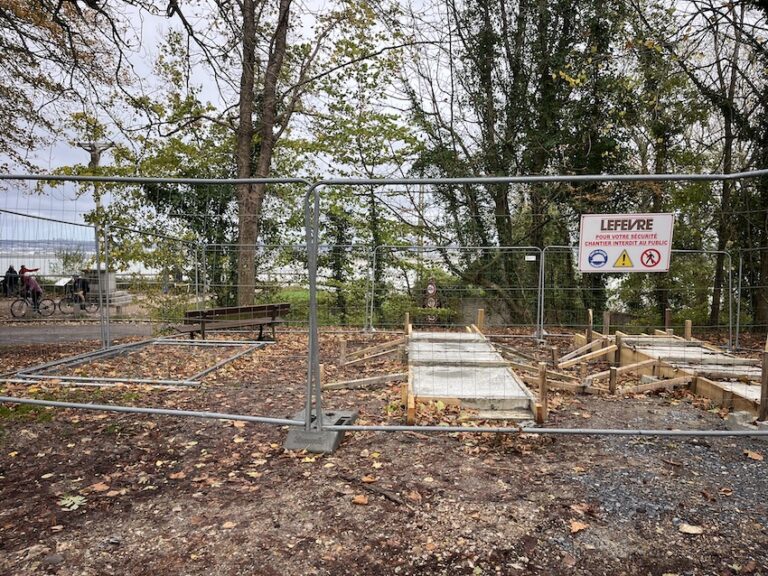Honfleur : des semelles en béton pour le nouveau campanile…