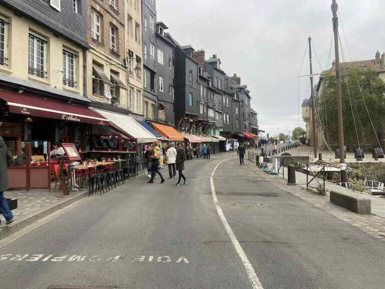 Fin de saison estivale à Honfleur
