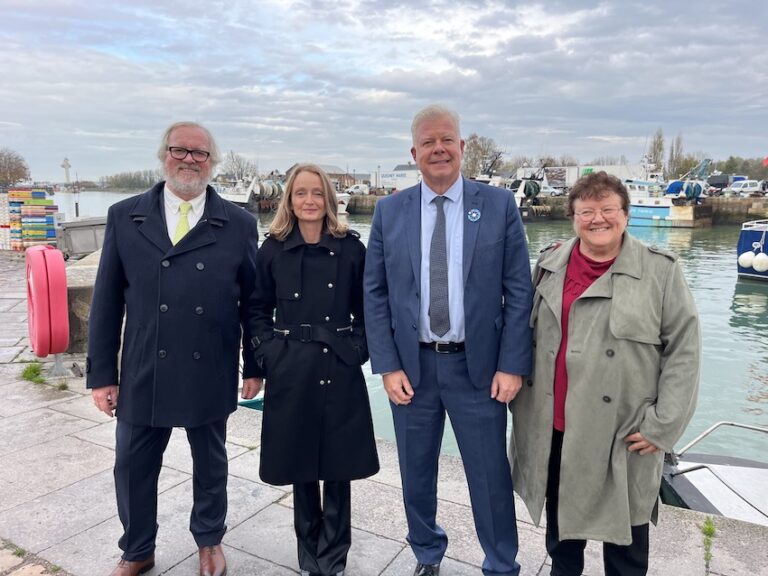 Élections municipales : Pascal Ambos, candidat à la mairie de Honfleur.