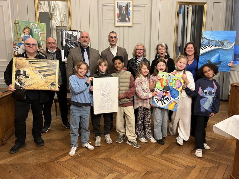 Honfleur : Remise du prix du public aux artistes peintres amateurs…