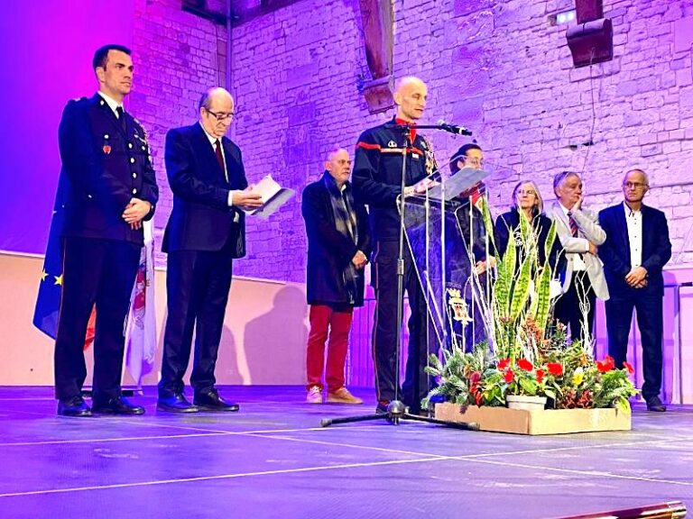 Honfleur : Deux médaillés pour 40 ans de service et un beau bilan annuel lors de la cérémonie de la Sainte-Barbe des sapeurs-pompiers