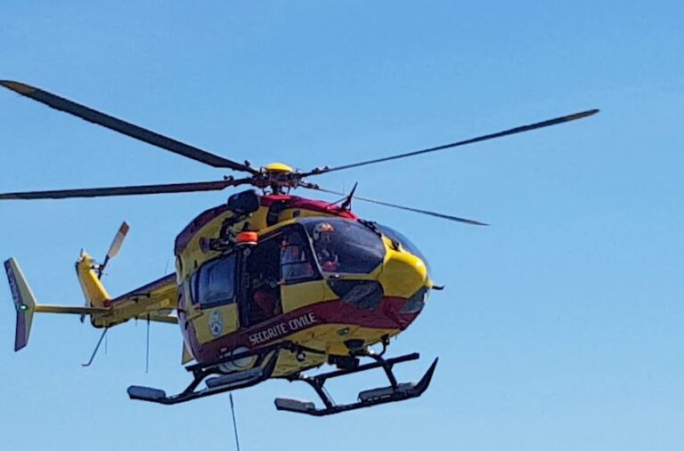 Un homme en difficulté au large de la plage de Pennedepie, transporté par l’hélicoptère à l&rsquo;hôpital Jacques Monod…