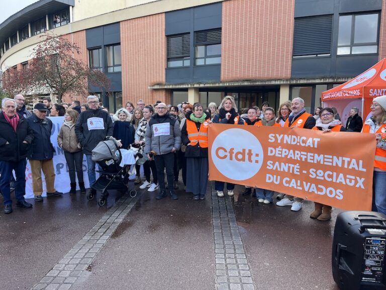 Forte mobilisation du personnel soignant et des usagers pour sauver l’hôpital de la Côte Fleurie…
