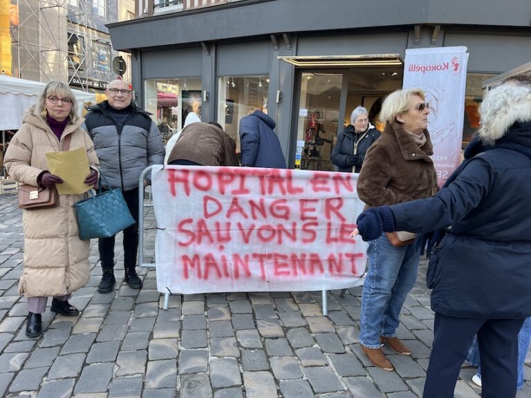 Honfleur : La mobilisation ne faiblit pas pour sauver l’hôpital de la Côte Fleurie.
