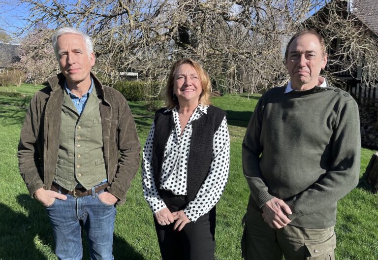 Élections municipales : Le collectif contre l’implantation d’une antenne mobile se lance dans la campagne à Barneville-la-Bertran…