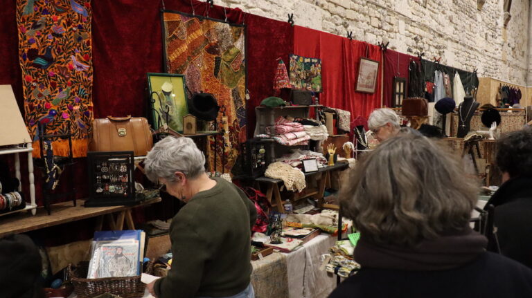 Honfleur : On a les dates des prochaines puces des couturières…