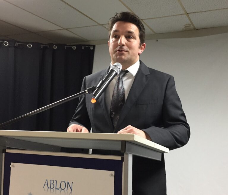 Élections municipales : Le maire sortant Xavier Canu repart pour un nouveau mandat.