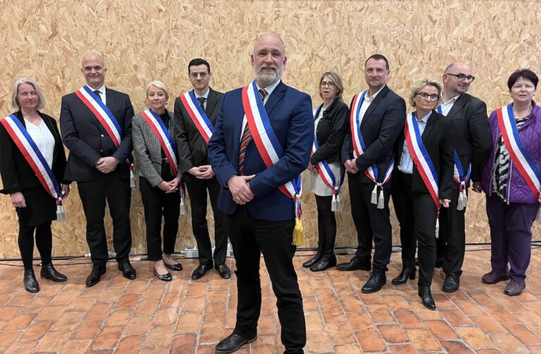 Honfleur : Nicolas Pubreuil officiellement élu maire.