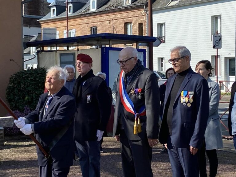 Équemauville : Dernière cérémonie officielle du maire Michel Bailleul lors du souvenir des victimes de la guerre d’Algérie