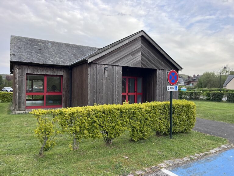 La Rivière Saint-Sauveur : L’ancienne maison diocésaine pourrait devenir une maison de santé universitaire…