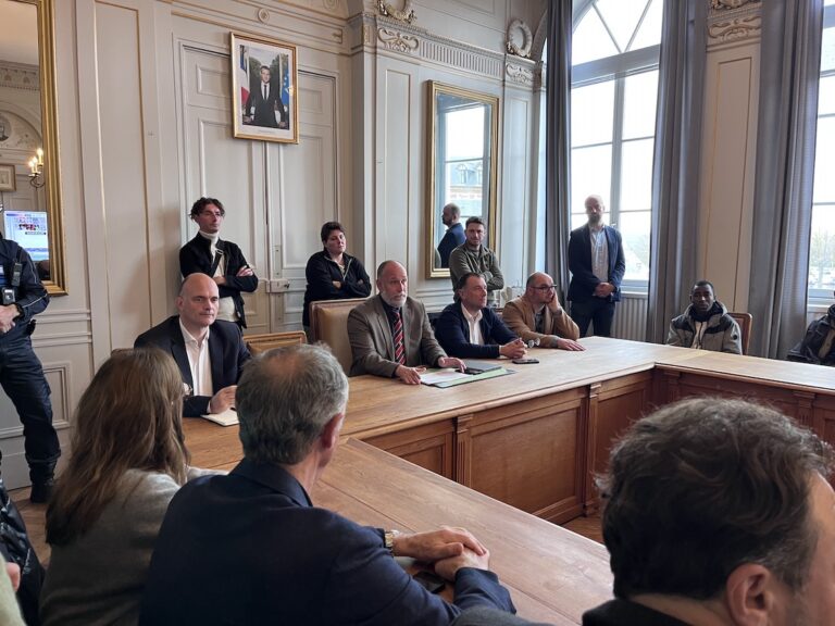 Honfleur : Sécurisation du Quai Sainte-Catherine : la déconstruction d’un immeuble pourrait être la solution envisagée…