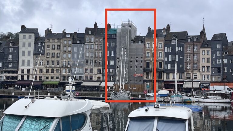Honfleur : Vers une délicate déconstruction des immeubles du XVIIIe siècle, Quai Sainte-Catherine..
