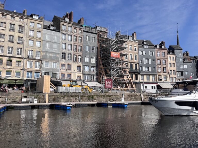 Honfleur : quai Sainte-Catherine : vers une possible ouverture pour les piétons !
