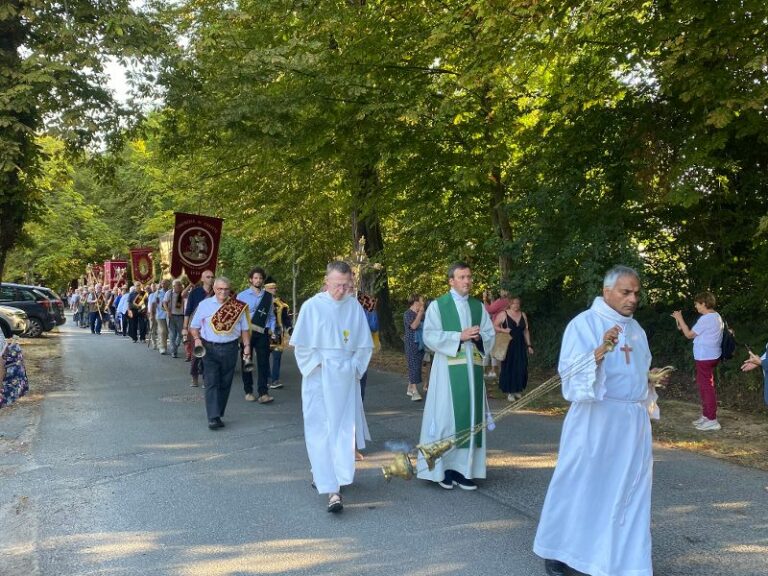 Gonneville-sur-Honfleur : La commune a été choisie pour le grand rassemblement des confréries de charité du Calvados et de l’Eure