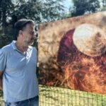 Réhahn devant sa plus belle création