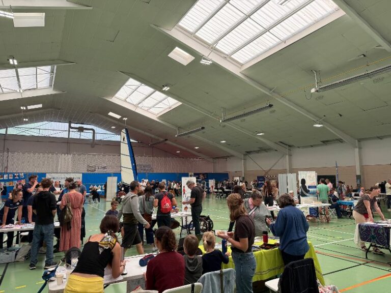 Honfleur : Comme chaque année le Forum des Associations a fait le plein de stands et de visiteurs…