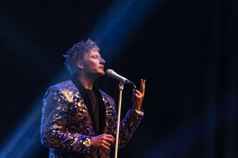 Estuaire d’En Rire, Gérémy Crédeville confirme ses talents multiples…