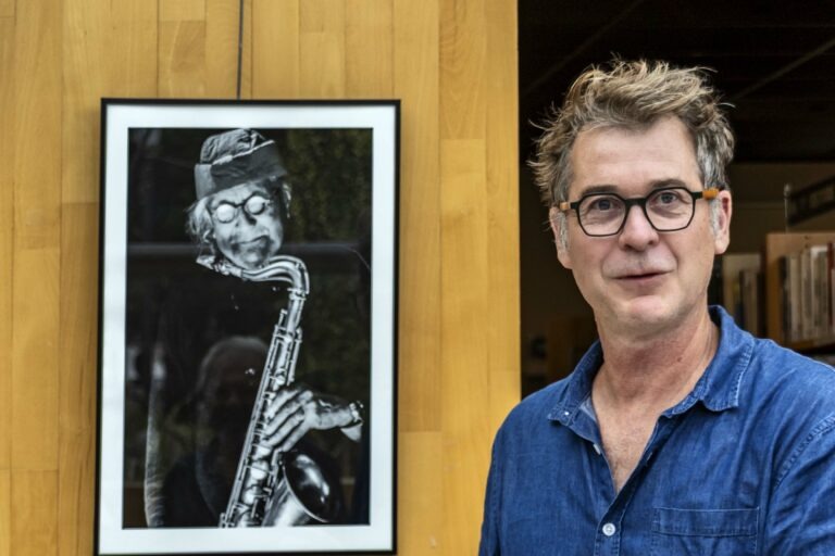 Honfleur : À la médiathèque Maurice Delange, Hervé Escario, le photographe de jazz, expose son regard Solo(s)  
