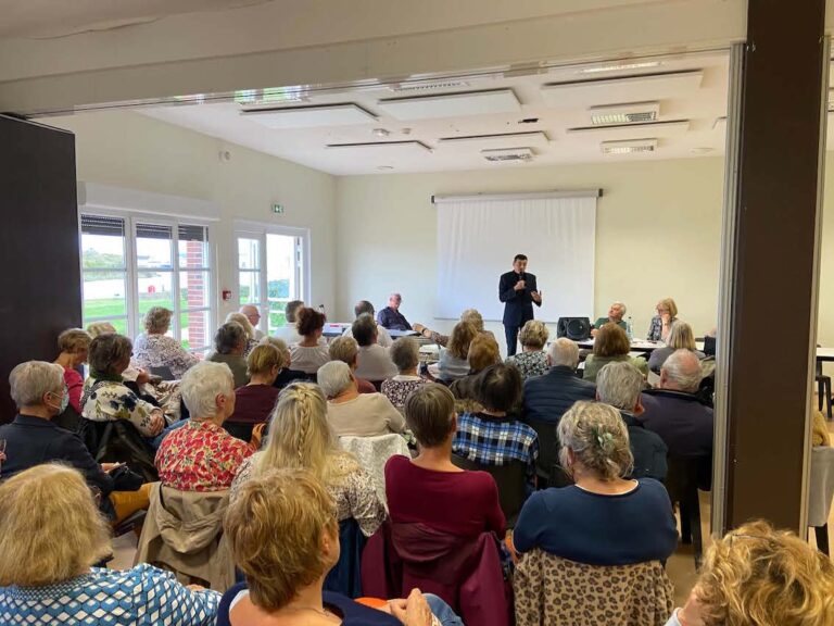 Honfleur : L’association AVF Honfleur fait évoluer ses statuts.